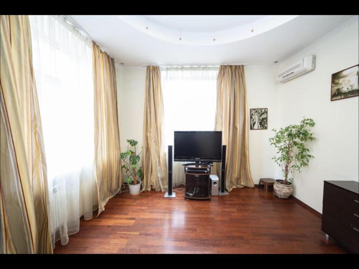 Kievapart Appartement Buitenkant foto